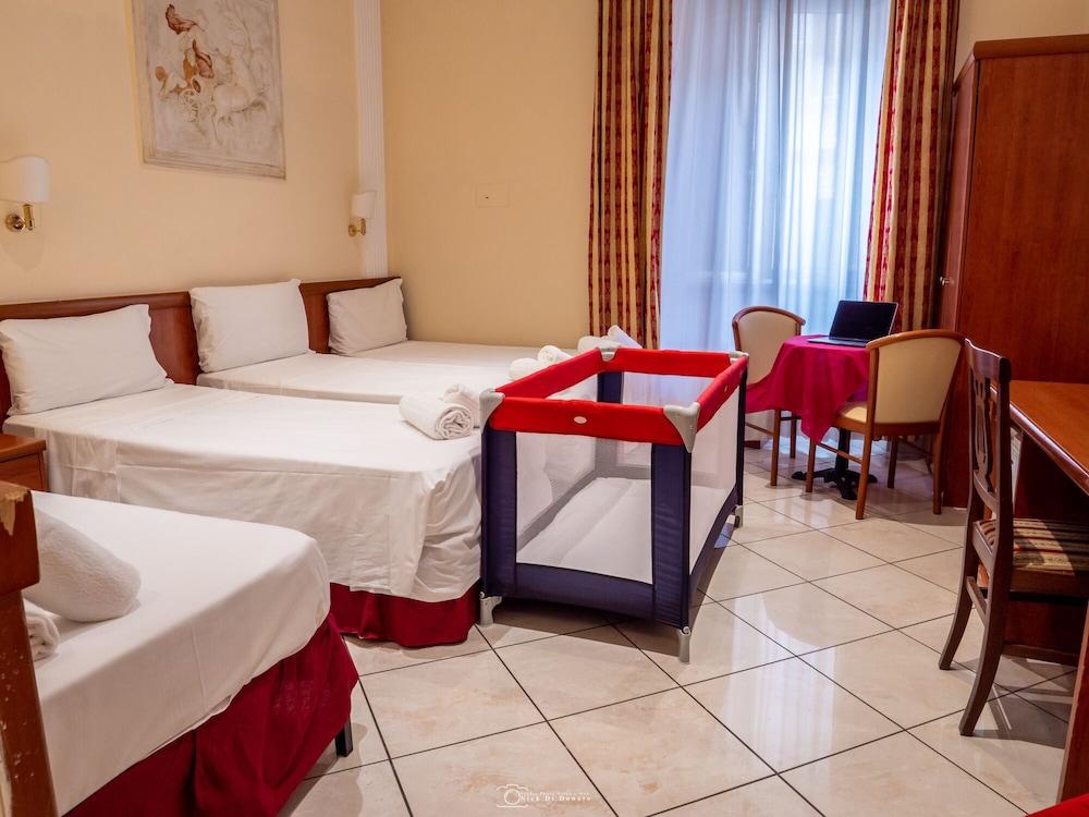 Hotel Suite Caesar Рим Экстерьер фото